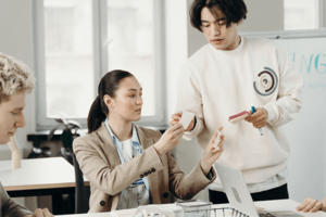 6 Principles to Engage and Lead Leaders